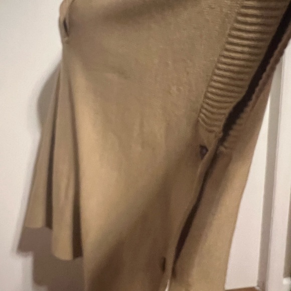 H&M Tan Oversized Sweater Poncho - Picture 5 of 5